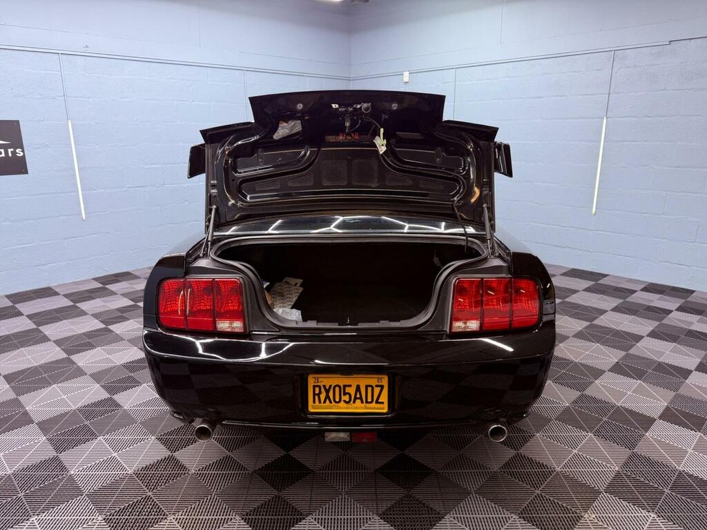 Ford Mustang 4.0 Black #42