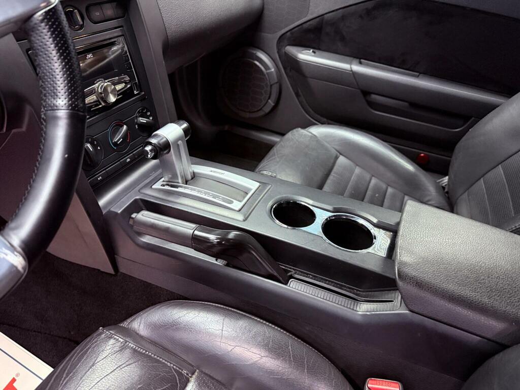 Ford Mustang 4.0 Black #54