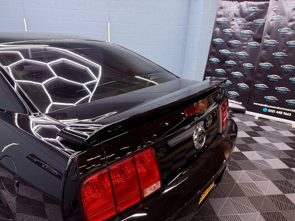 Ford Mustang 4.0 Black #46