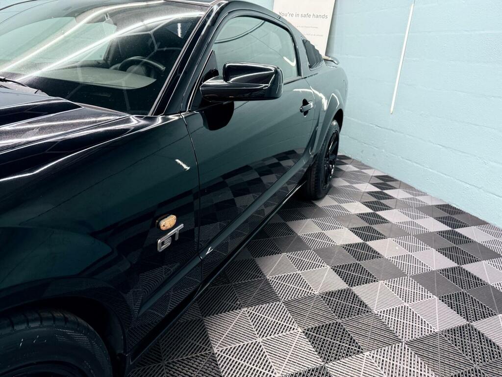 Ford Mustang 4.0 Black #8
