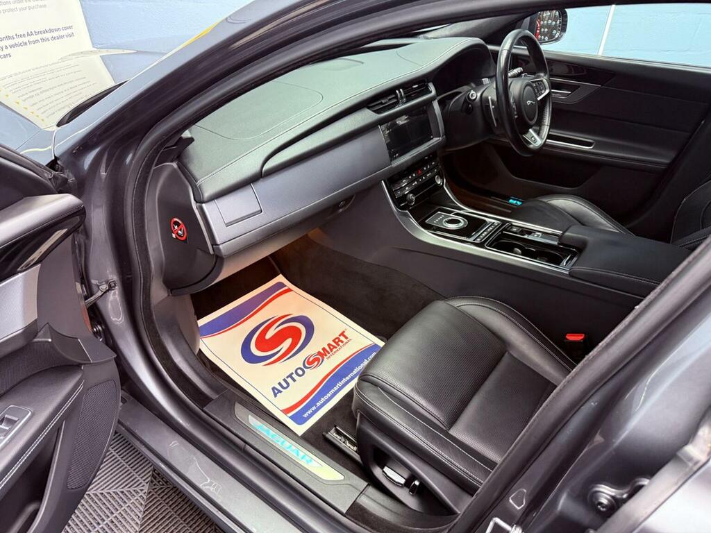 Jaguar XF 2.0I Portfolio Sportbrake Euro 6 Ss Blue #35