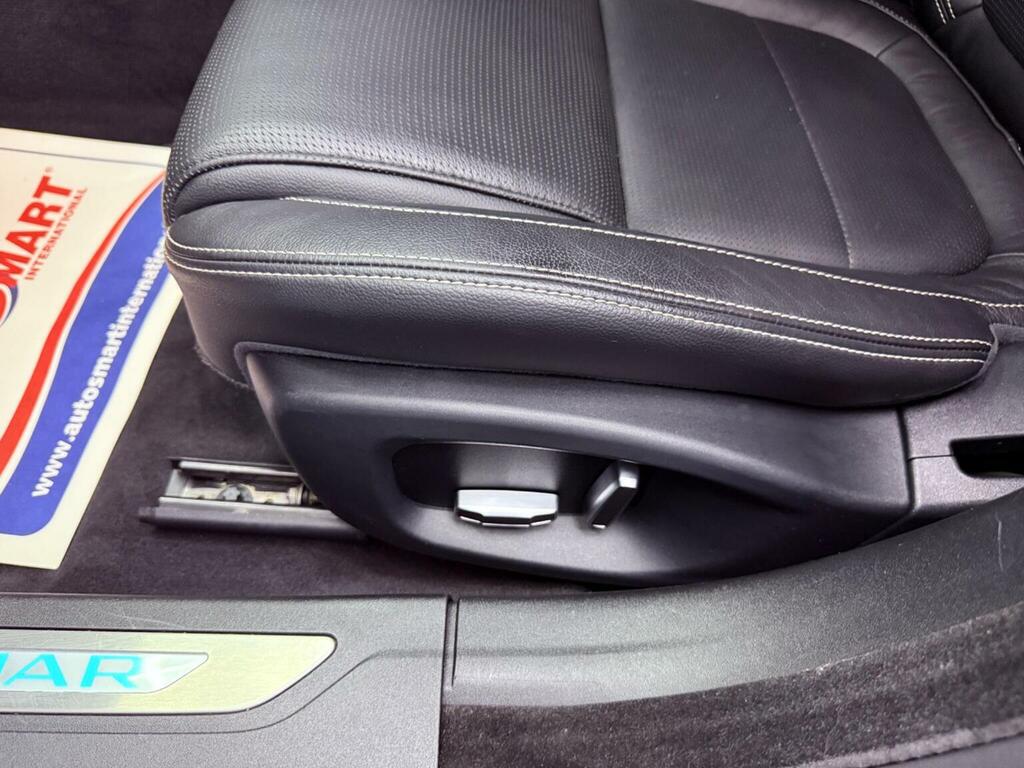 Jaguar XF 2.0I Portfolio Sportbrake Euro 6 Ss Blue #31
