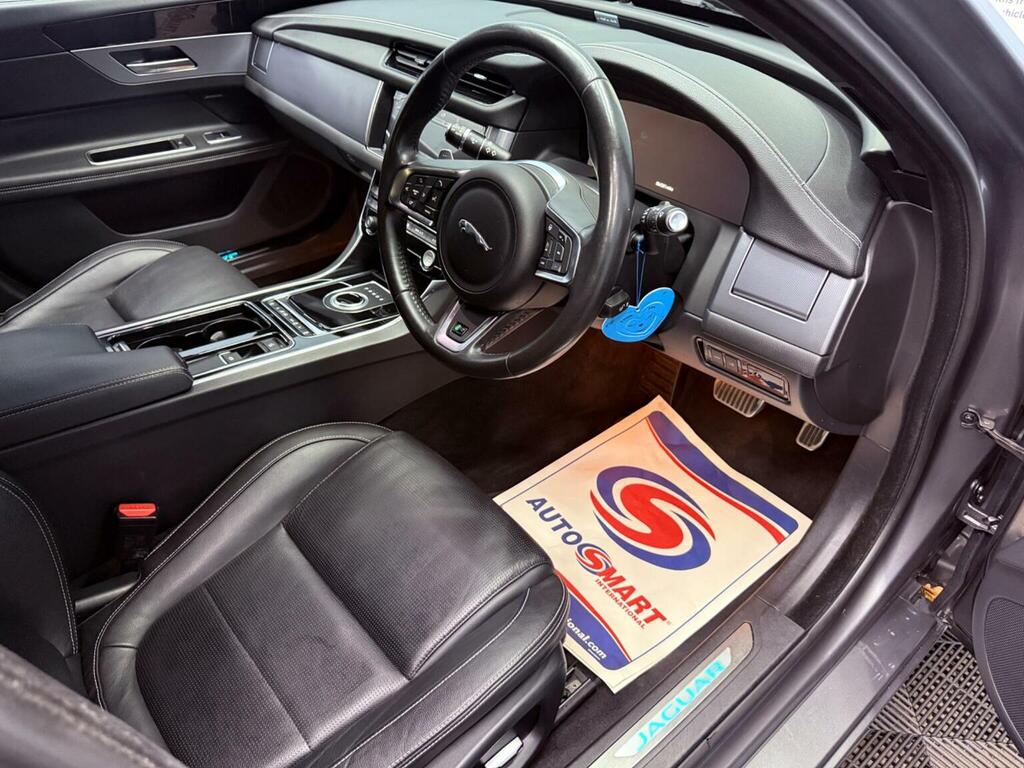 Jaguar XF 2.0I Portfolio Sportbrake Euro 6 Ss Blue #67