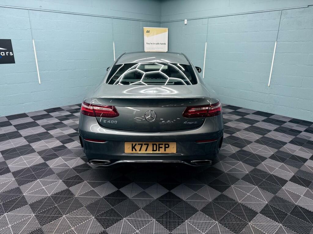 Mercedes-Benz E Class Black #74
