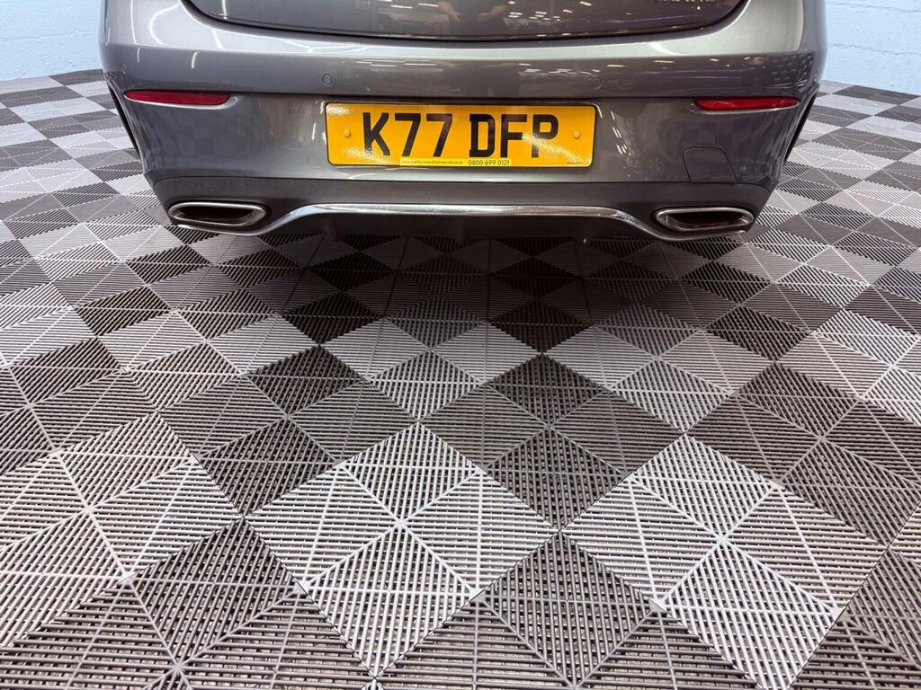 Mercedes-Benz E Class Black #52