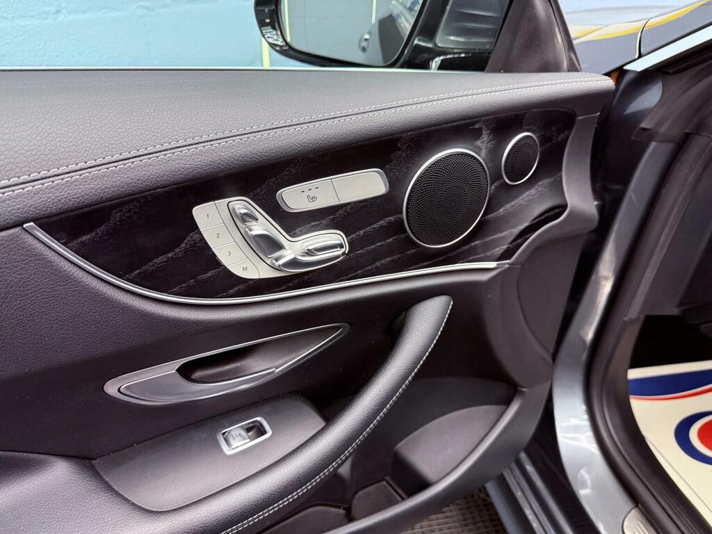Mercedes-Benz E Class Black #39