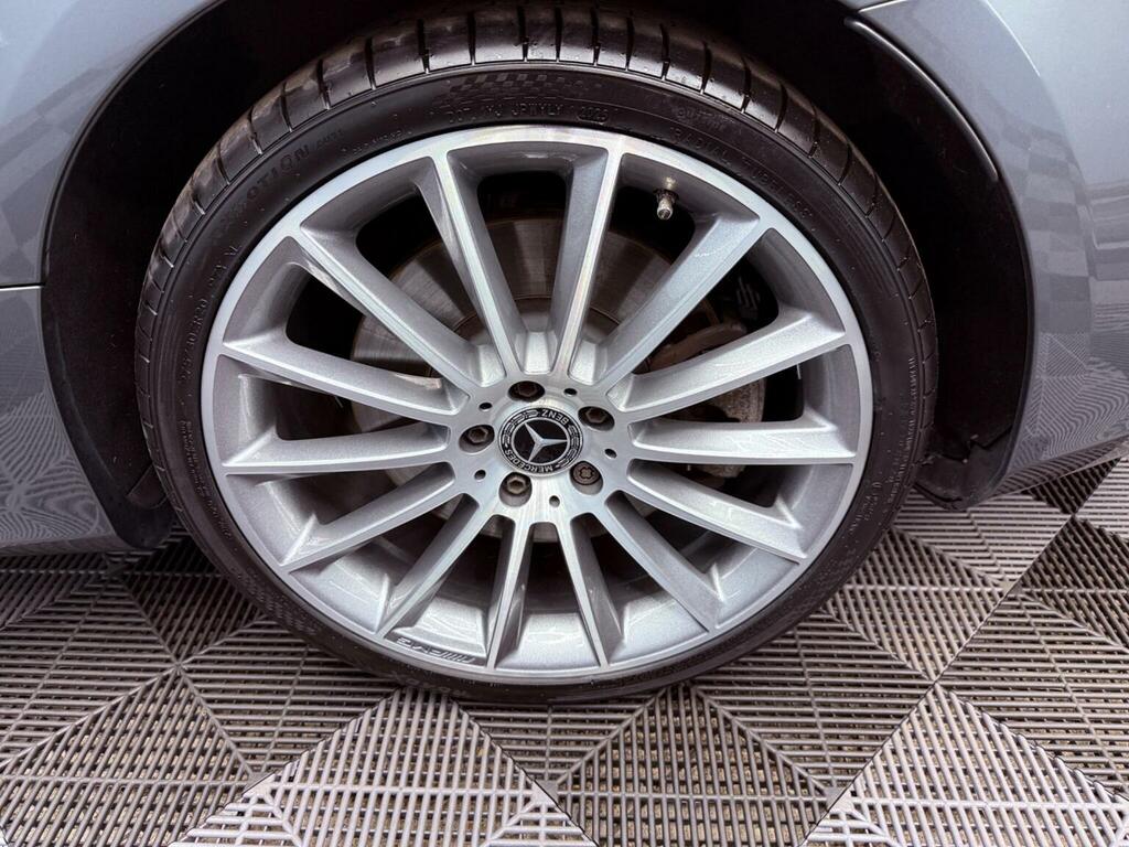 Mercedes-Benz E Class Black #48