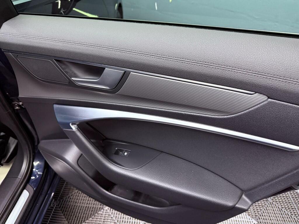 Audi A6 Avant S Line Black #49