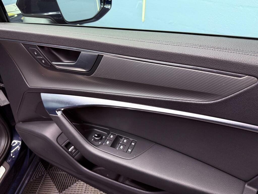 Audi A6 Avant S Line Black #58