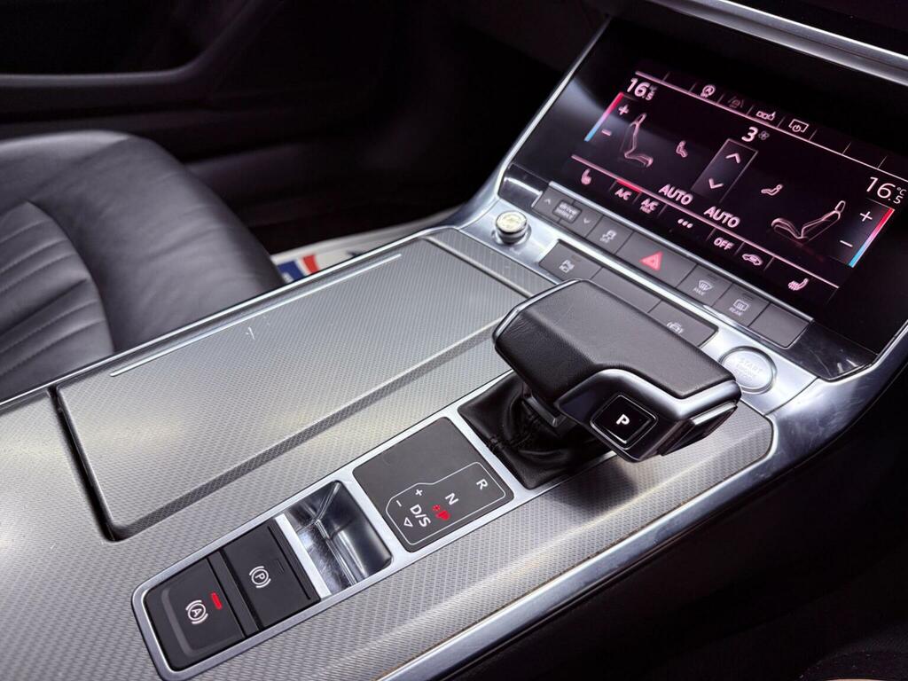 Audi A6 Avant S Line Black #23