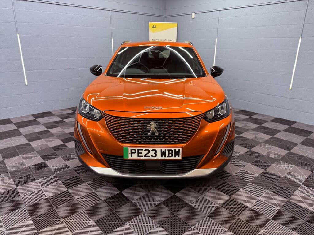 Peugeot e-2008 Suv Orange #6