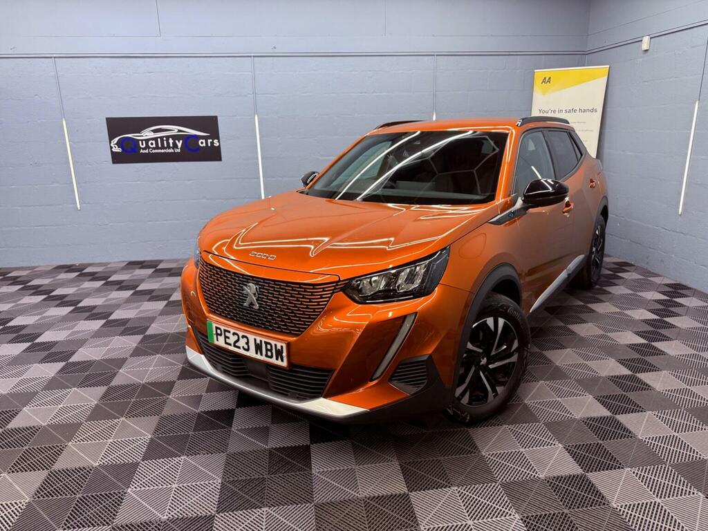 Peugeot e-2008 Suv Orange #2