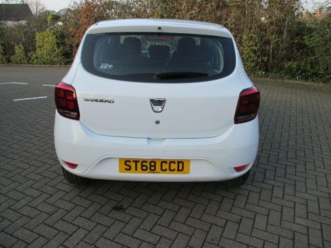 Dacia Sandero 0.9 Tce Essential White #4