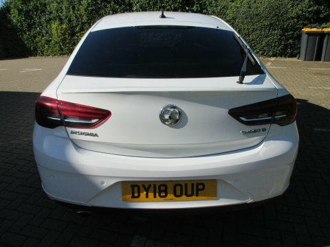 Vauxhall Insignia 2.0 Turbo D DY18OUP White #4