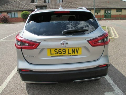Nissan Qashqai 1.3 Dig-t N-connecta LS69LNV Silver #4