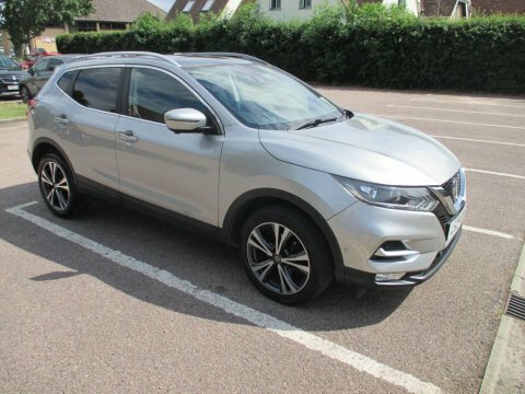 Nissan Qashqai 1.3 Dig-t N-connecta Silver