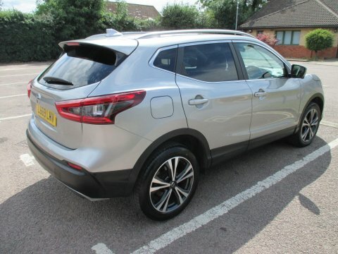 Nissan Qashqai 1.3 Dig-t N-connecta LS69LNV Silver #5