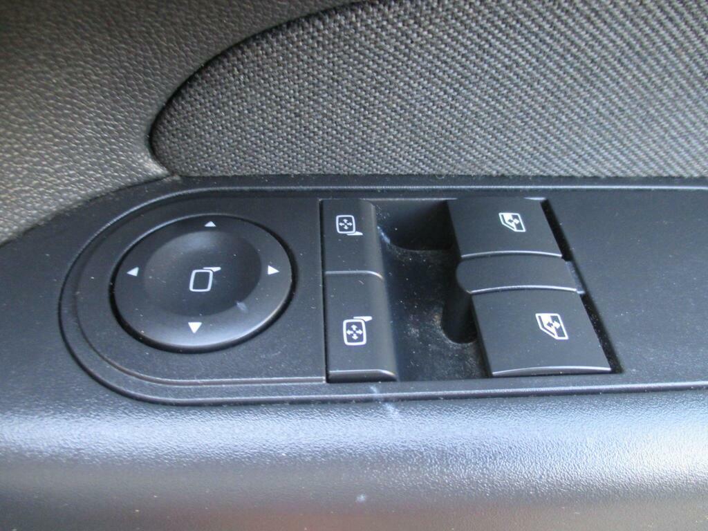 Vauxhall Zafira 1.8 16V Exclusiv Euro 5 Black #34