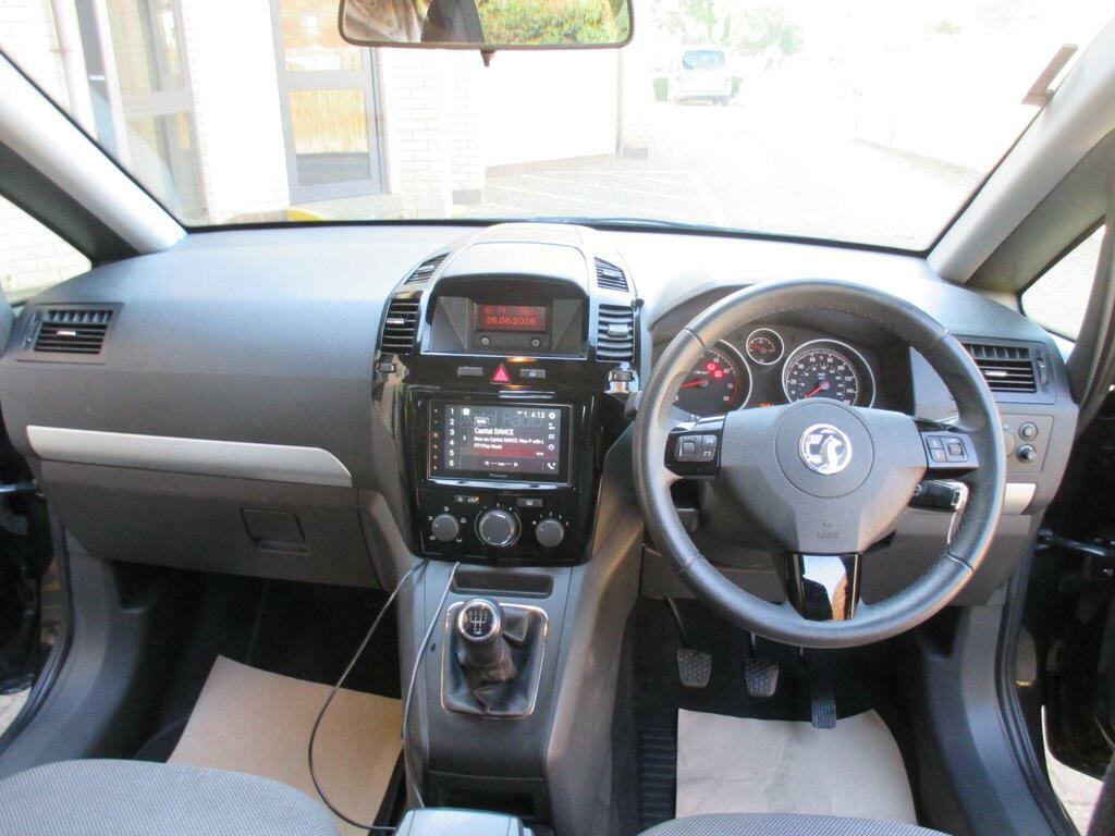 Vauxhall Zafira 1.8 16V Exclusiv Euro 5 Black #15