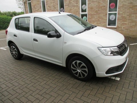 Dacia Sandero 1.0 Sce Ambiance White