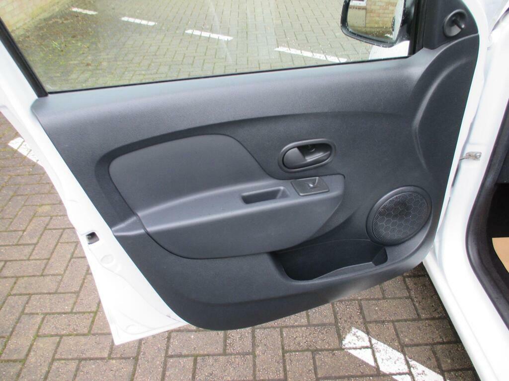 Dacia Sandero 0.9 Tce Ambiance Euro 6 Ss Black #40