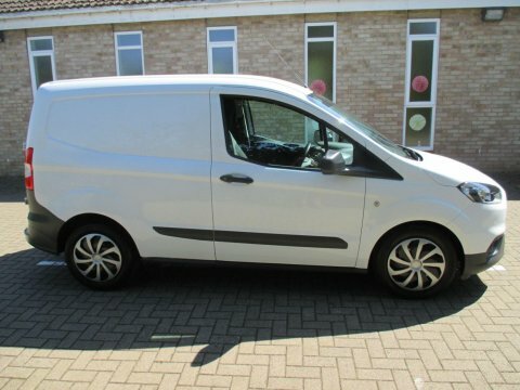 Ford Transit Courier 1.0 Ecoboost Leader ML22YLW White #6