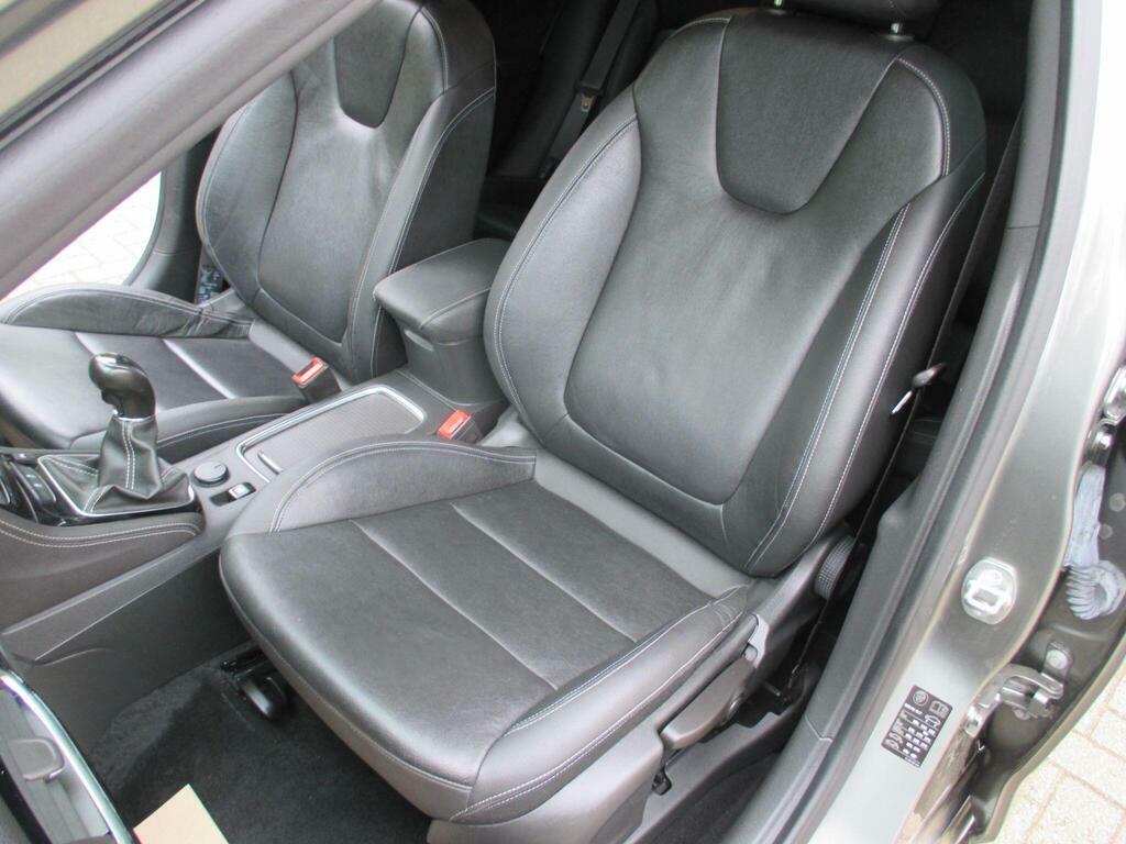 Vauxhall Astra 1.4I Turbo Elite Sports Tourer Brown #34