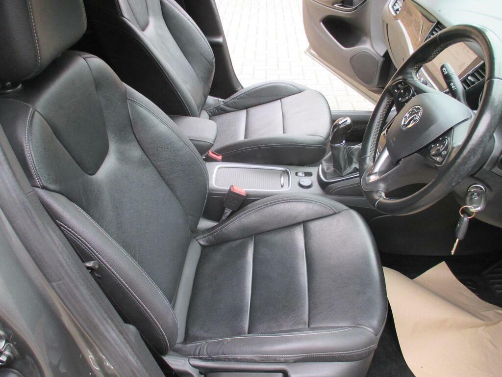 Vauxhall Astra 1.4I Turbo Elite Sports Tourer Brown #31