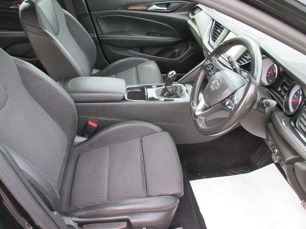 Vauxhall Insignia 2.0 Turbo D Blueinjection Sri Nav Grand Sport White #23