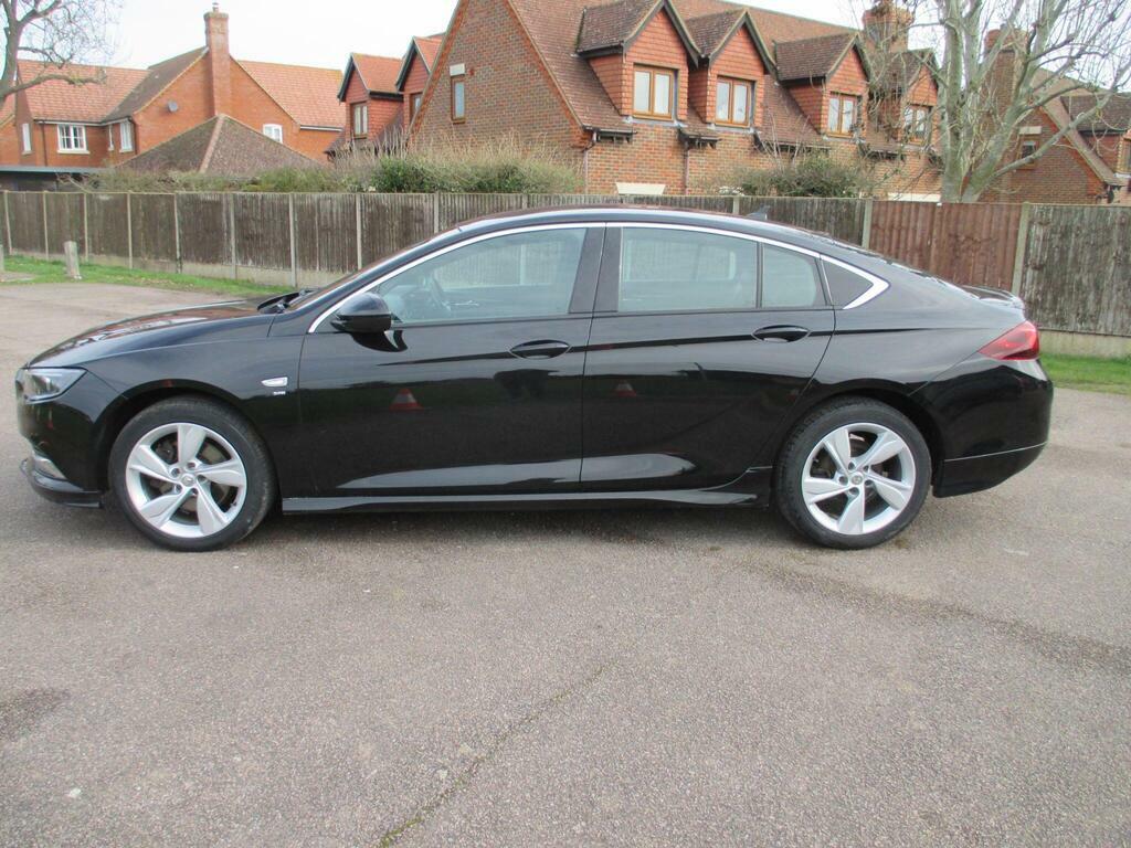 Vauxhall Insignia 2.0 Turbo D Blueinjection Sri Nav Grand Sport White #7