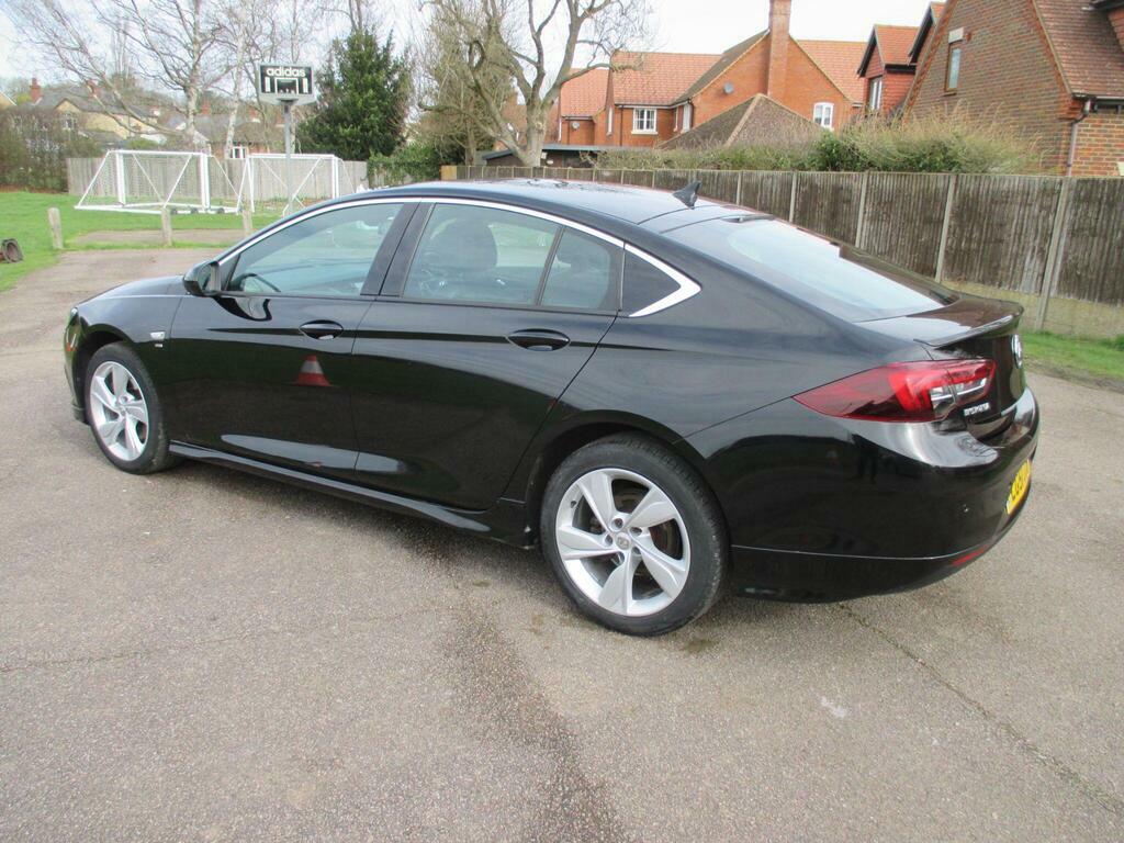 Vauxhall Insignia 2.0 Turbo D Blueinjection Sri Nav Grand Sport White #8