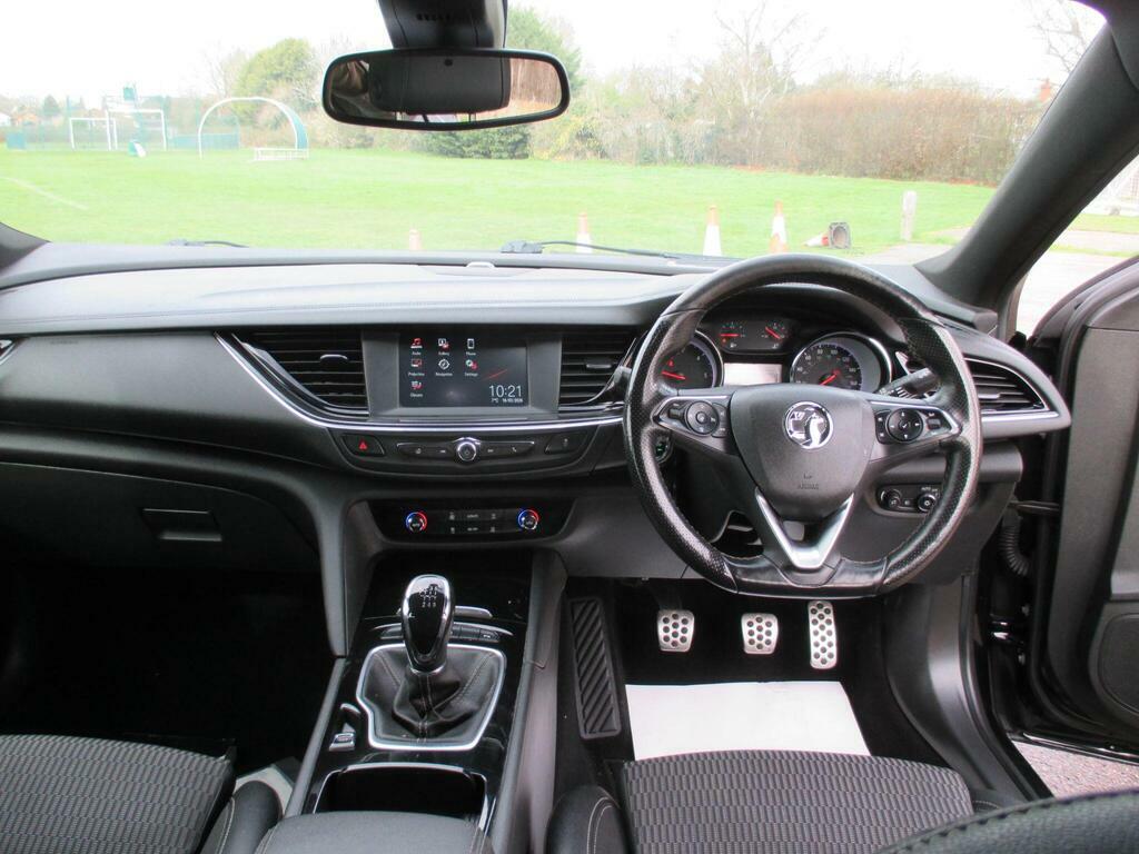 Vauxhall Insignia 2.0 Turbo D Blueinjection Sri Nav Grand Sport White #14