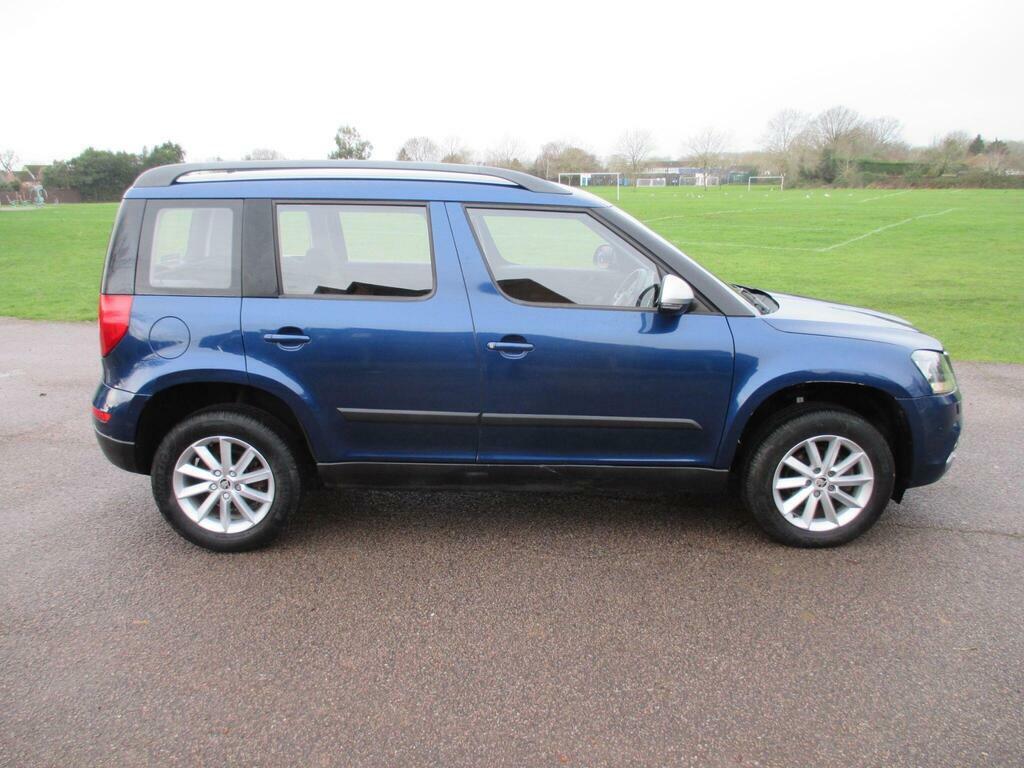 Skoda Yeti 2.0 Tdi S Outdoor 4Wd Euro 5 Blue #6