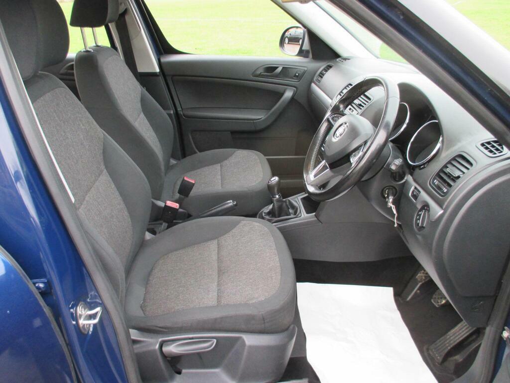 Skoda Yeti 2.0 Tdi Laurin Klement Outdoor White #22