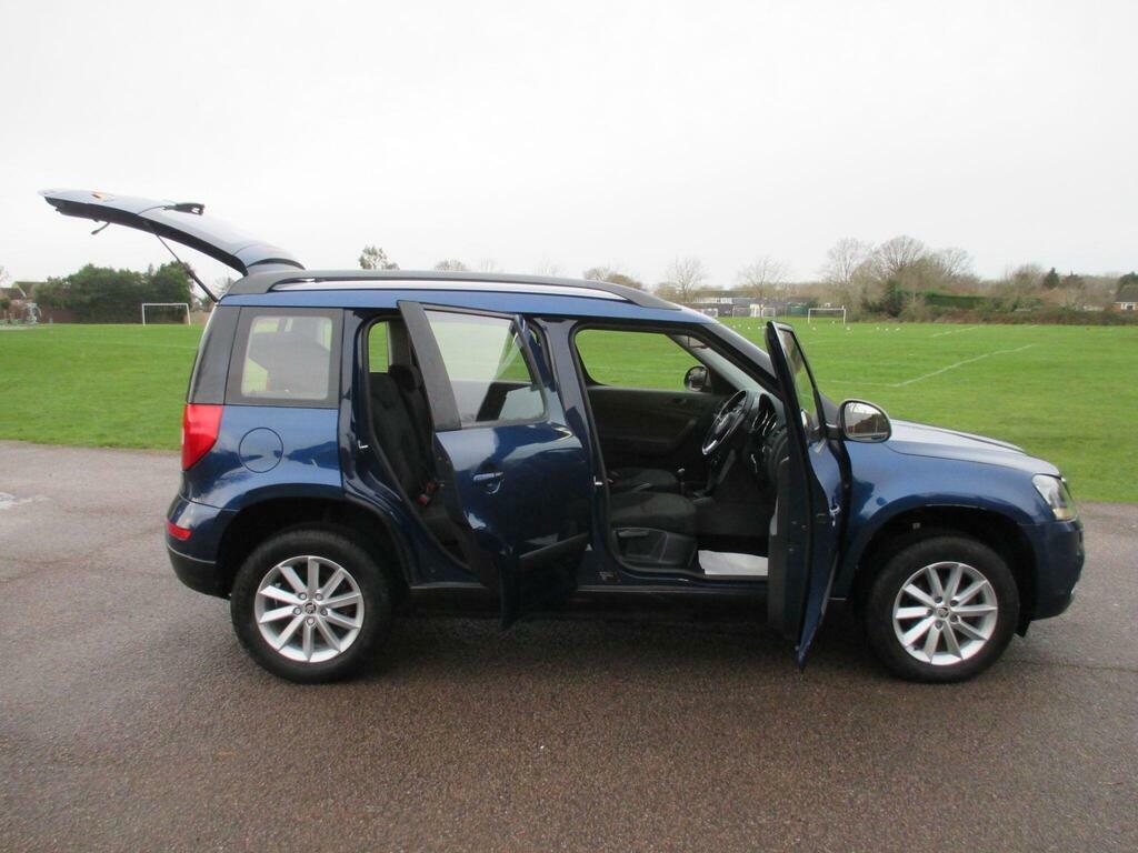 Skoda Yeti 2.0 Tdi Laurin Klement Outdoor White #9
