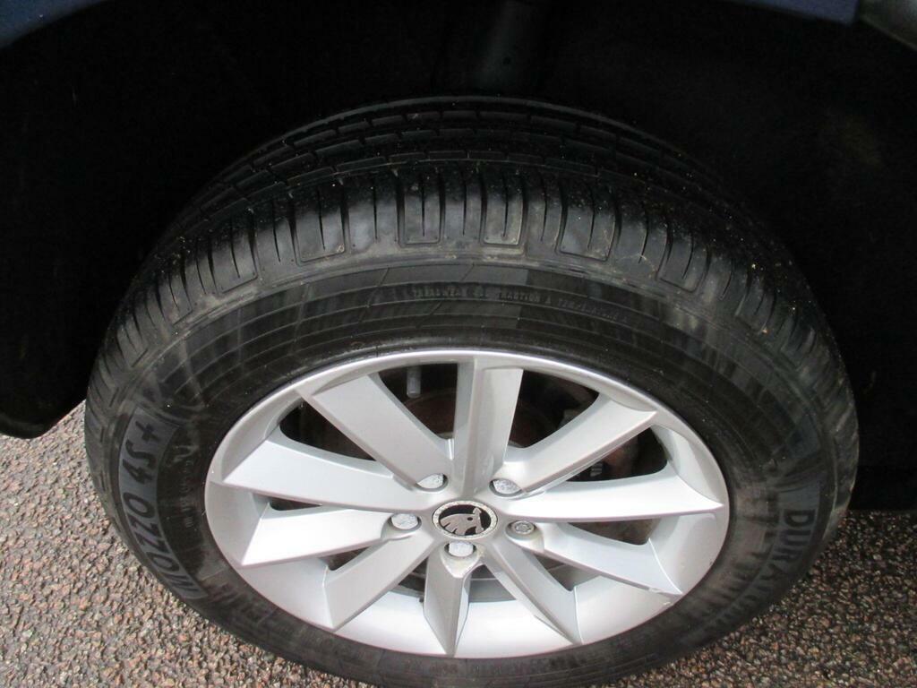 Skoda Yeti 2.0 Tdi Laurin Klement Outdoor White #10