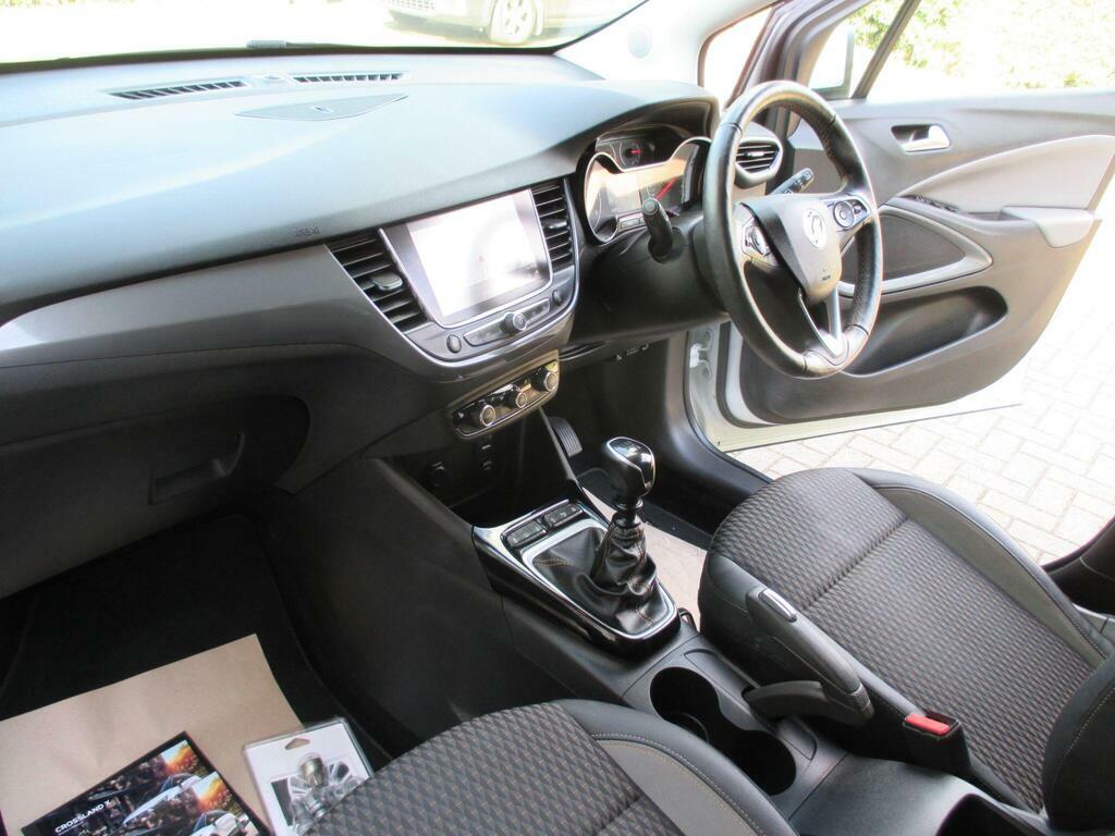 Vauxhall Crossland X 1.2 Griffin Suv Euro 6 Ss 83 Red #17