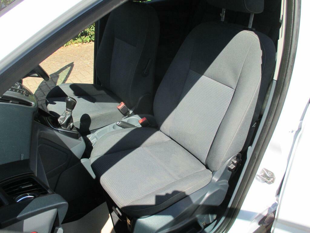 Ford C-Max  Silver #25