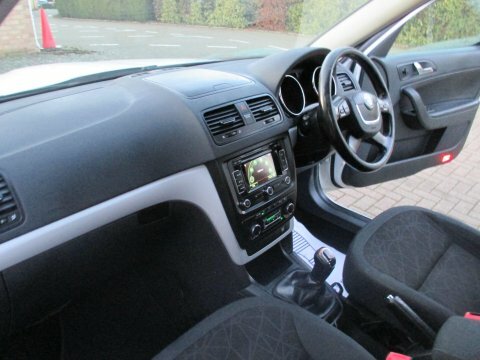 Skoda Yeti Suv Silver #16