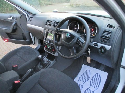 Skoda Yeti Suv Silver #17