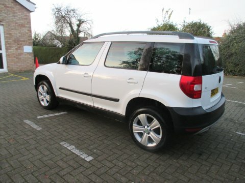 Skoda Yeti Suv Silver #8