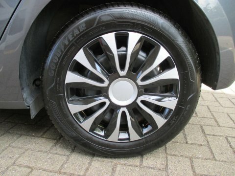 Hyundai I20 Play Blue #46