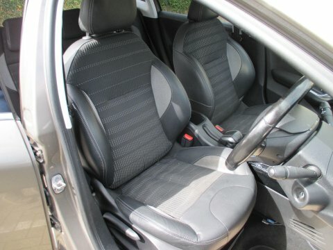 Peugeot 2008 2008 1.6 E-hdi Grey #22