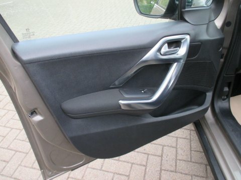 Peugeot 2008 2008 1.6 E-hdi Grey #47