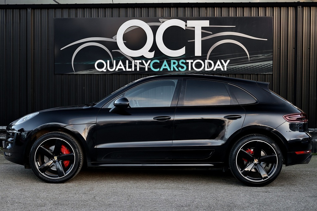 Porsche Macan Macan Gts Black #2