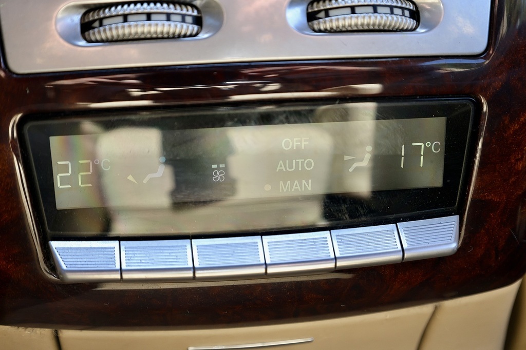 Mercedes-Benz S Class #27