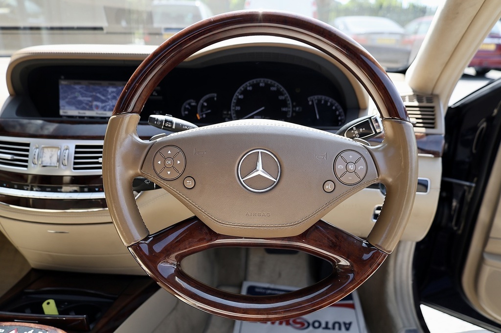 Mercedes-Benz S Class #33