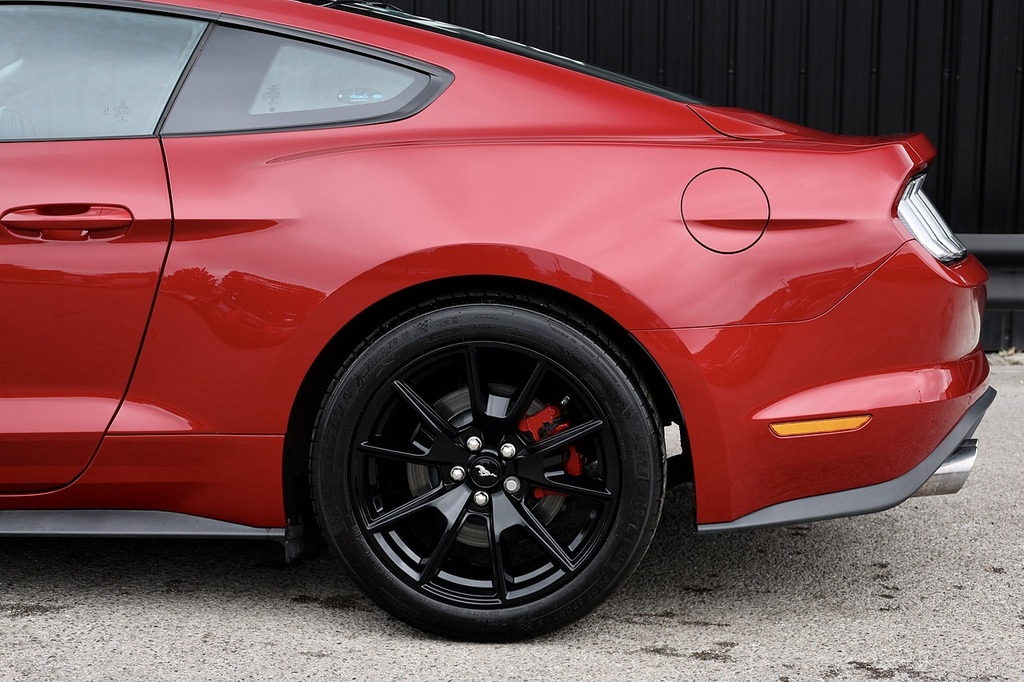 Ford Mustang 5.0 V8 Bullitt Green #33