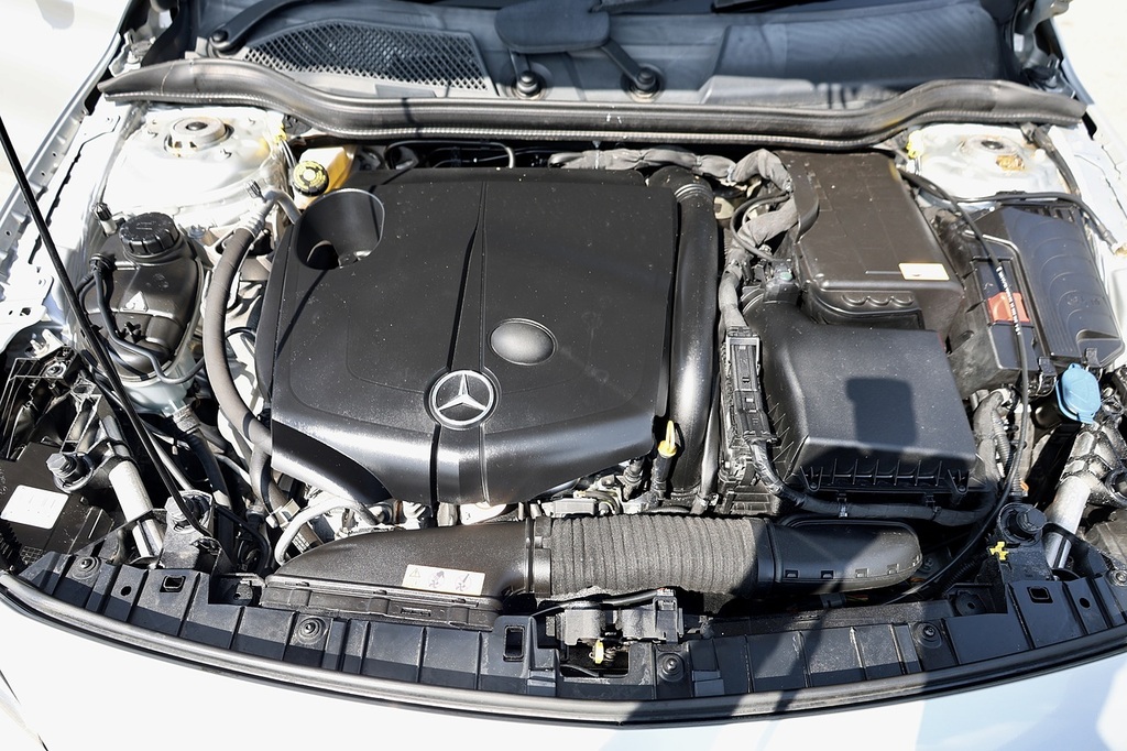 Mercedes-Benz GLA Class Gla220 Cdi 4Matic Se Black #23