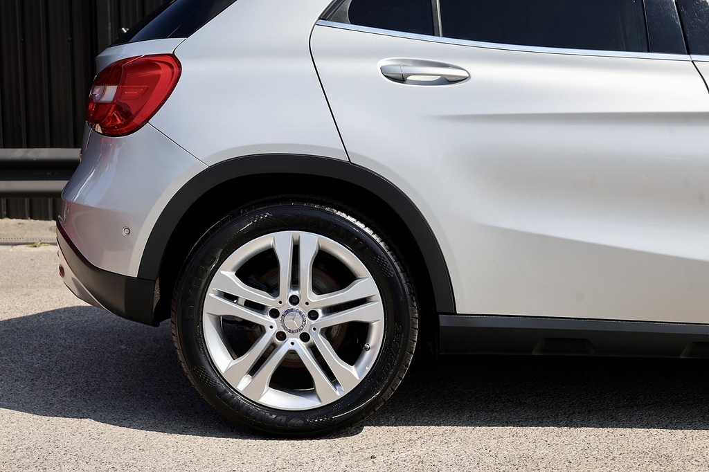 Mercedes-Benz GLA Class Gla220 Cdi 4Matic Se Black #20